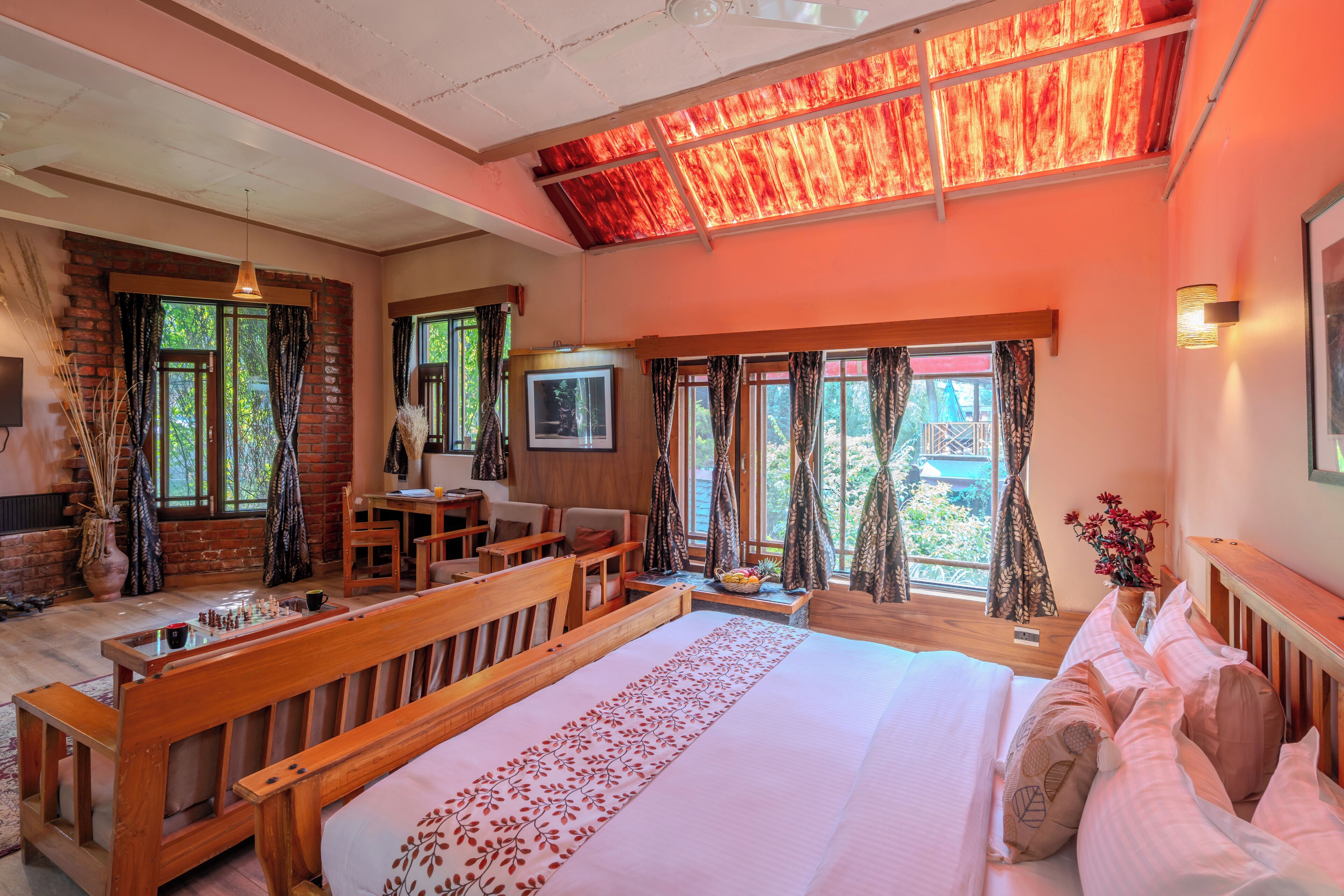 Luxury Suite, Mountain View