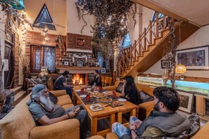 Dining - The Divine Hima (Dharamshala)