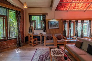 In-room safe, desk, laptop workspace, blackout curtains - The Divine Hima (Dharamshala)