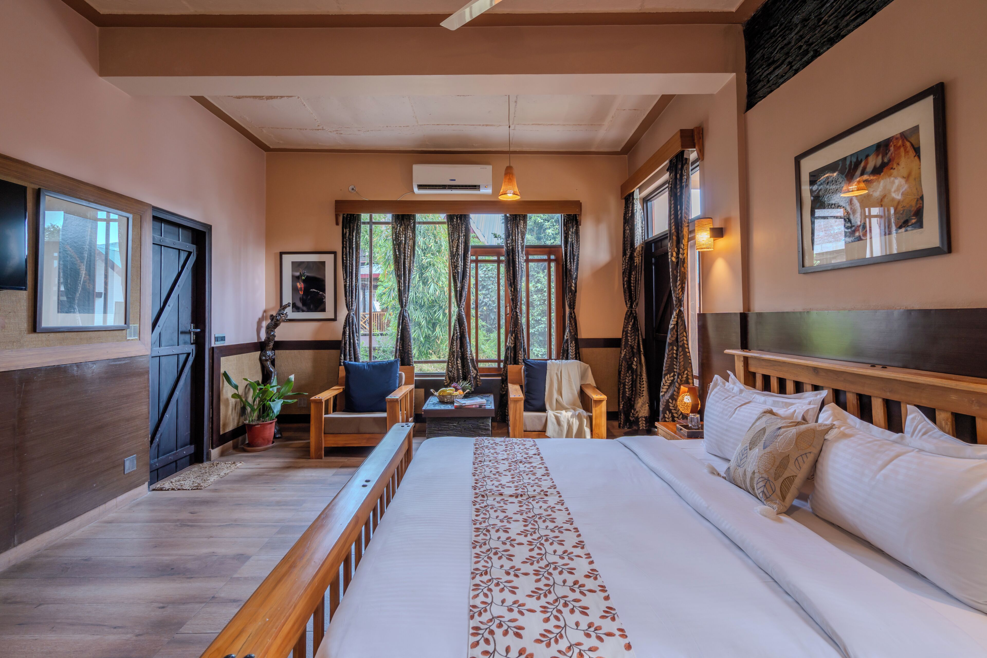 Superior Room, Valley View | In-room safe, desk, laptop workspace, blackout curtains