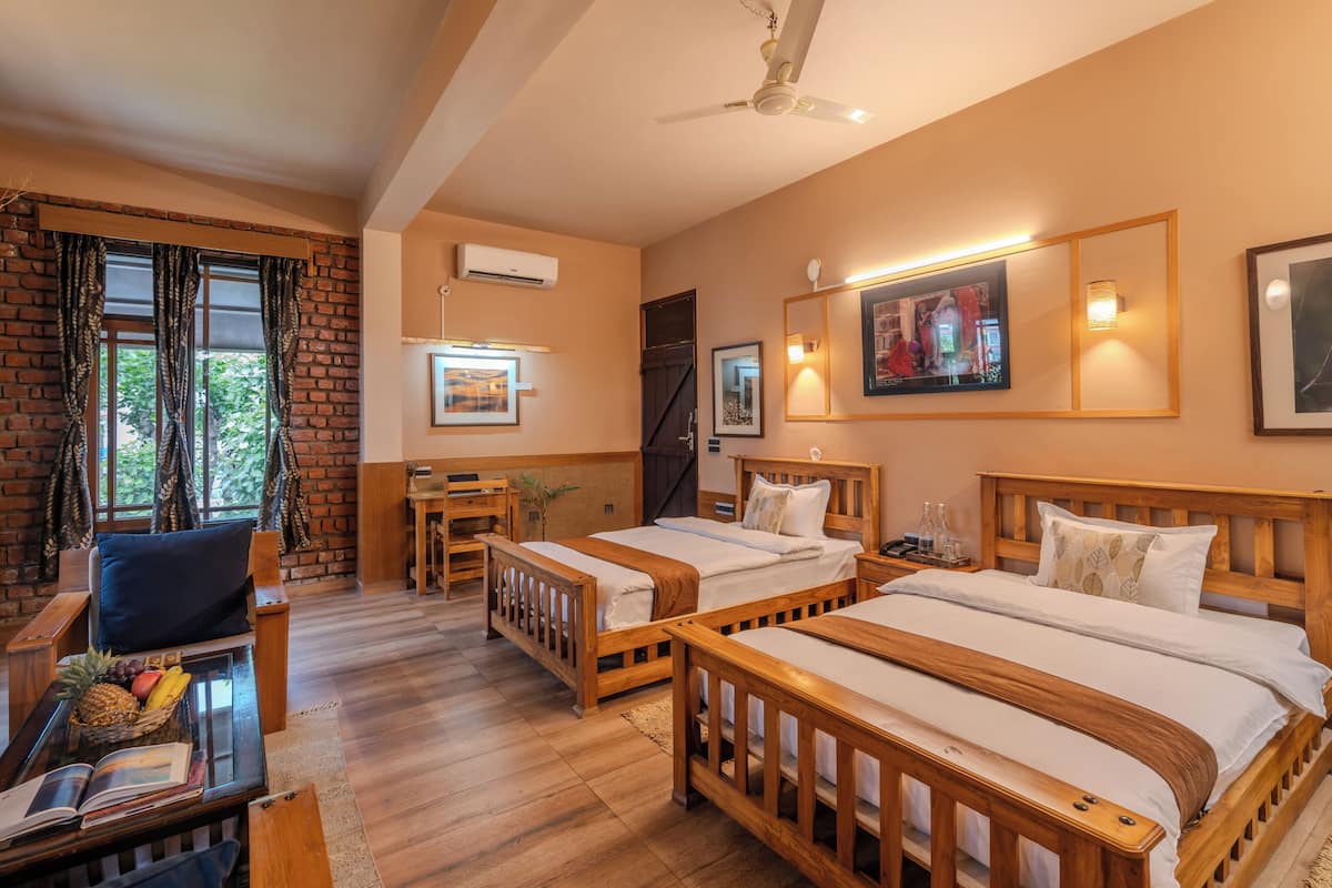 Chambre supérieure, vue sur la vallée