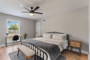 3 Schlafzimmer, Bügeleisen/Bügelbrett, kostenloses WLAN, Bettwäsche