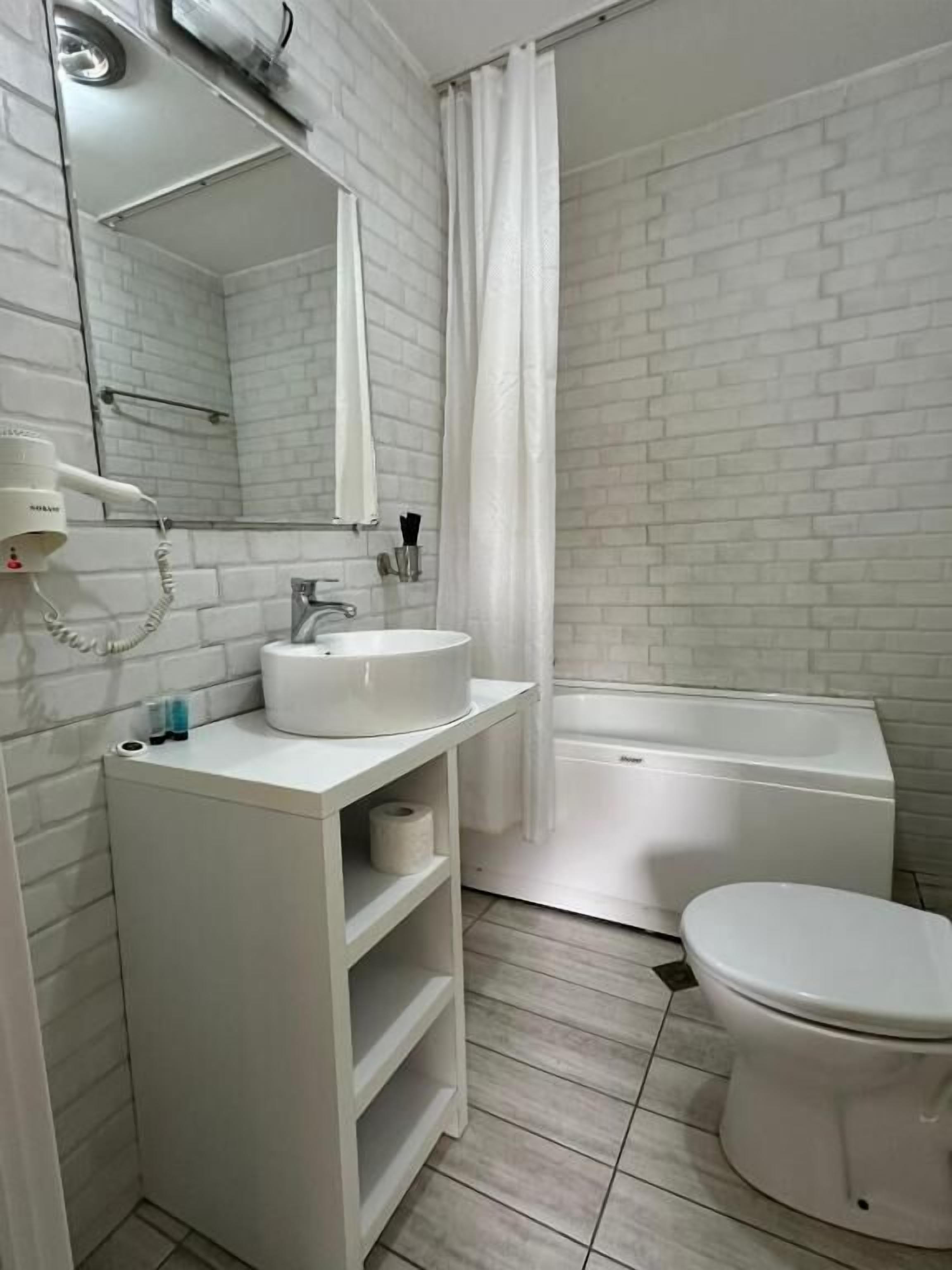 Chambre Triple Confort | Salle de bain