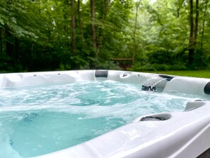 House | 3 bedrooms - Hidden Log Cabin Hot Tub Ping Pong Family (Middlebury)