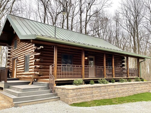 Hidden Log Cabin Hot Tub Ping Pong Family
