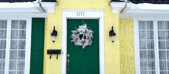 Hot Tub The Strong Retreat Fire Pit 3BR