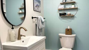 House | Bathroom