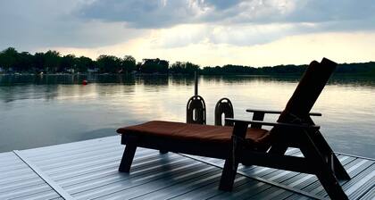 Lake House Kayaks Patio Deck Private Pier