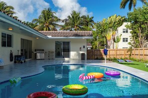 Pool - Marbella Stays• Heated Pool • 4BR Oasis Near Beach (Hollywood)