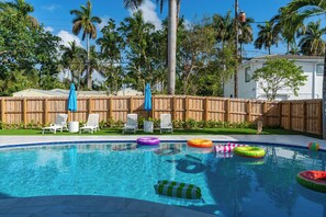 Pool - Marbella Stays• Heated Pool • 4BR Oasis Near Beach (Hollywood)