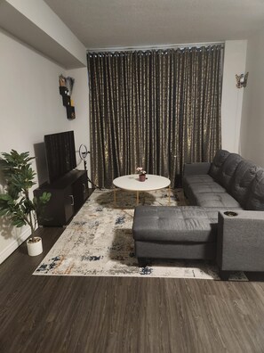 Apartment, 3 Bedrooms, Balcony, Garden View | Living room - 3 Bedroom Apartment Agape Light Residence (Toronto)