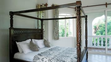 Deluxe Double Room | Individually decorated, individually furnished, free WiFi, bed sheets
