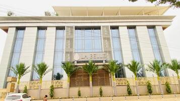 Standaard tweepersoonskamer, uitzicht op de stad | Badkamer