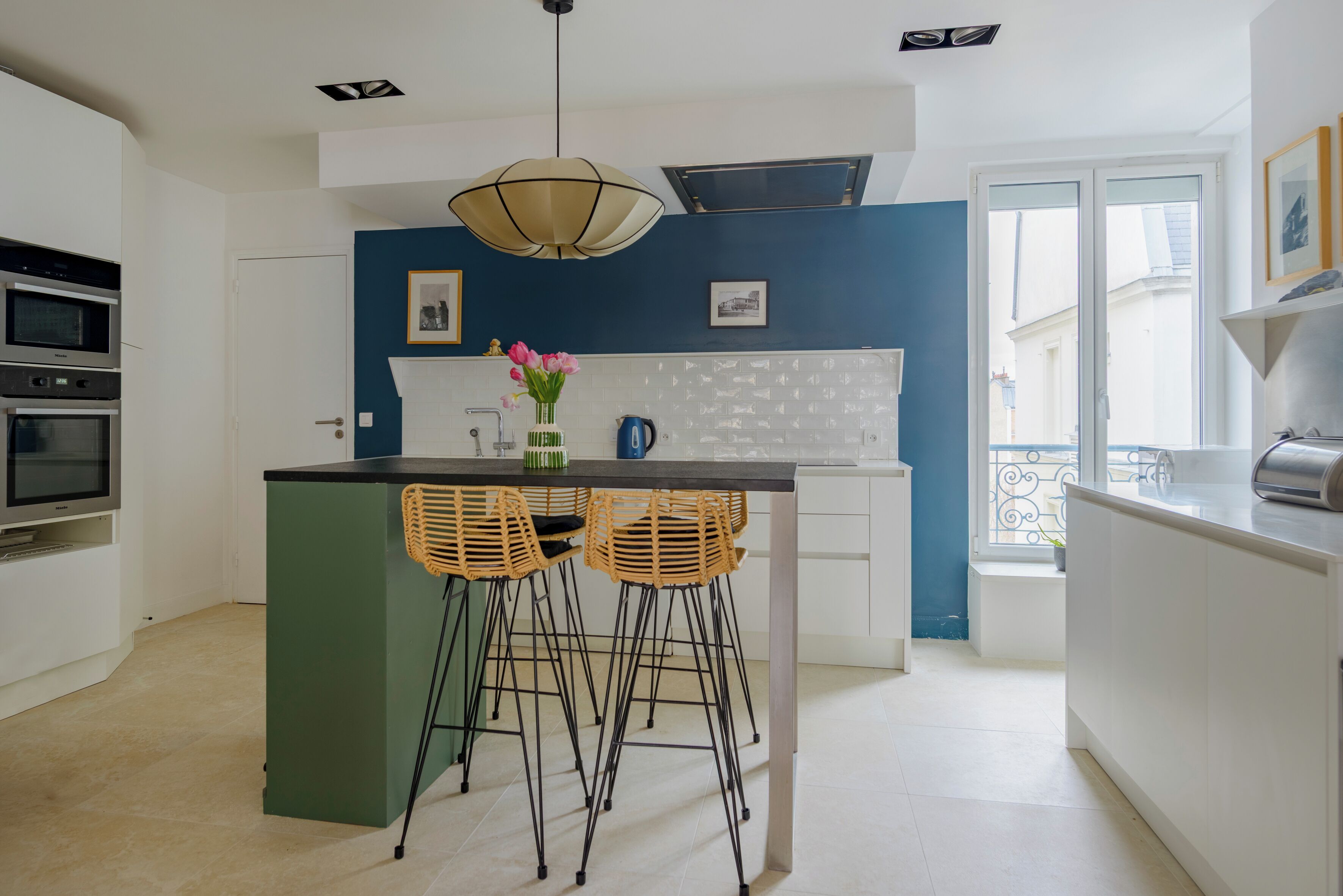 Apartemen Comfort, pemandangan kota | Dapur pribadi