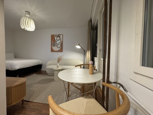 Stylish and bright studio in a great location