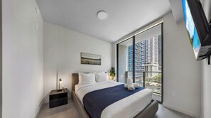 1 slaapkamer, een strijkplank/strijkijzer, reisbedje, wifi