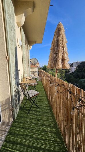 Outdoor dining - Central Cannes Modern T4 - Walk to Beach, Congress (Cannes)