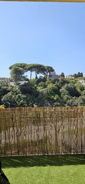 Property grounds - Central Cannes Modern T4 - Walk to Beach, Congress (Cannes)