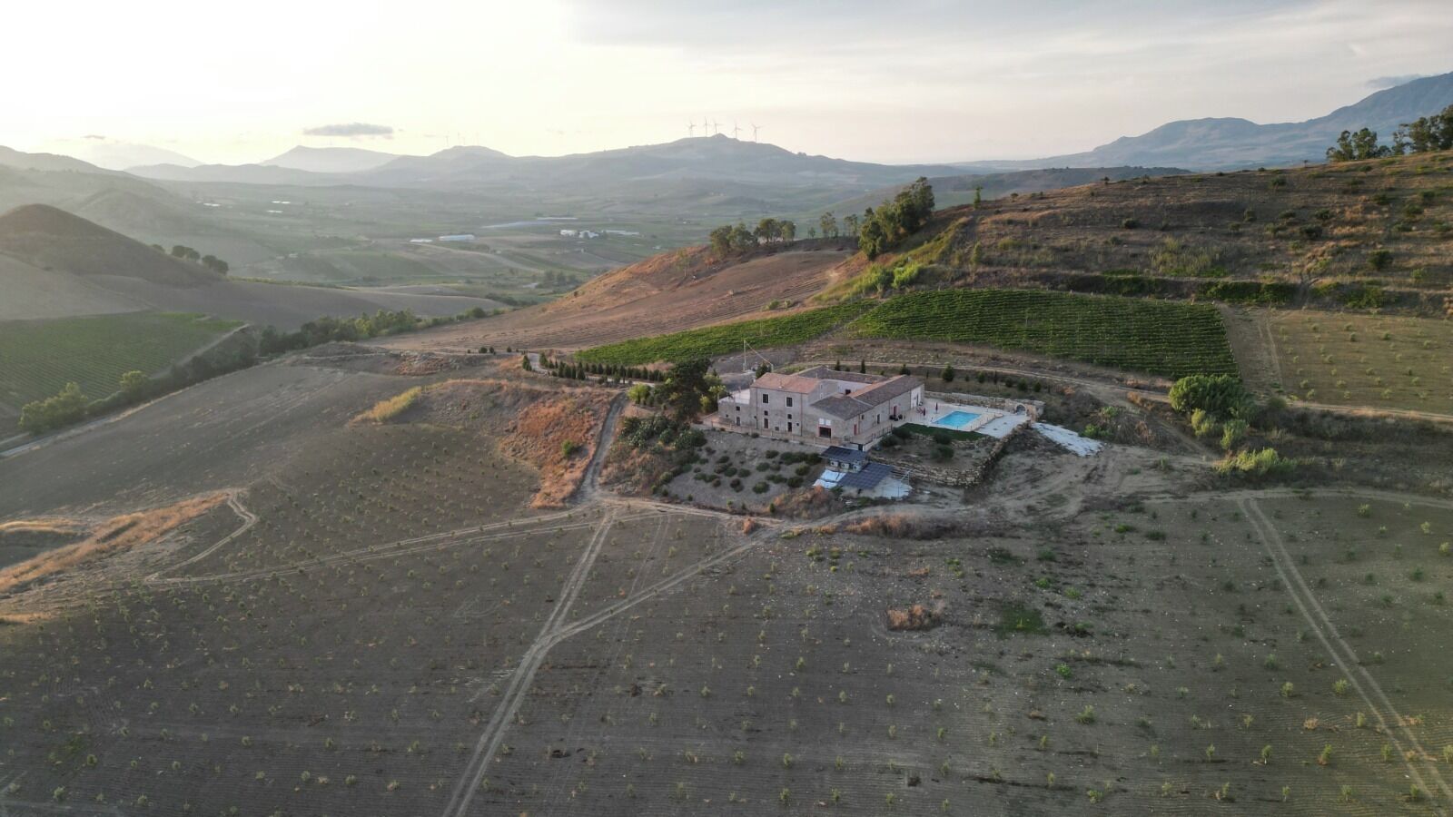 Comfort Villa, Hill View | Terrace/patio