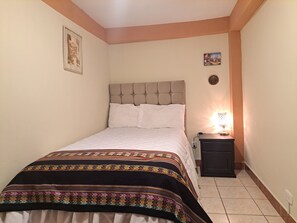 2 bedrooms, iron/ironing board, WiFi, bed sheets - Killainca House-Apartment furnished in Cusco city (Ciudad Del Cuzco, Cusco, Peru)