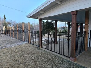 Property grounds - Sunset Views Near Big Bend (Marathon)