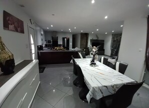 Dining - House Seasonal rental with swimming pool (Millau)