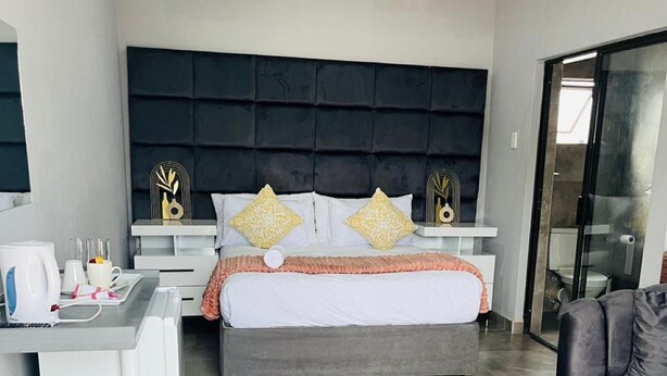 Ảnh chưa phân loại, 1 trong số 26 ảnh, nút