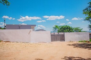 Property grounds - Dzire Guesthouse (Thohoyandou)