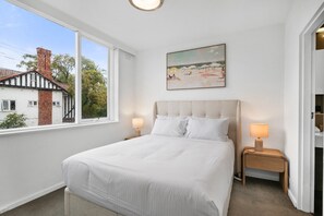 1 sovrum, strykjärn/strykbräda, internet och sängkläder