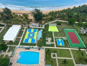 Pool - Beautiful 1-bedroom condo in Playa Azul 1,Luquillo (LUQUILLO)