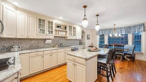 Microwave, oven, stovetop, coffee/tea maker - Less Than a Mile to Shinnecock Hills Golf Club 5BR/4.5BA, Heated Pool,... (Southampton)