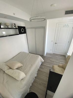 1 bedroom, iron/ironing board, WiFi, bed sheets