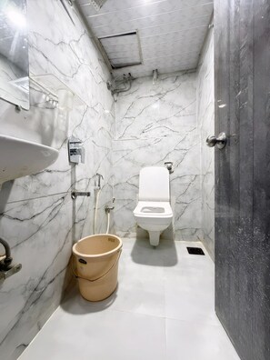 Bathroom - Hotel Aala (Mumbai)