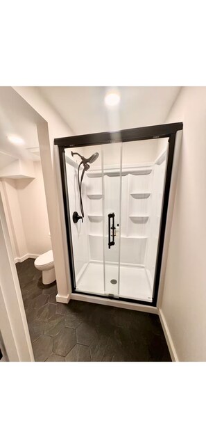 Towels, soap, toilet paper - West Charmer 5-10min to Main Attractions — Fully Fenced acre and Hot Tub (Asheville)
