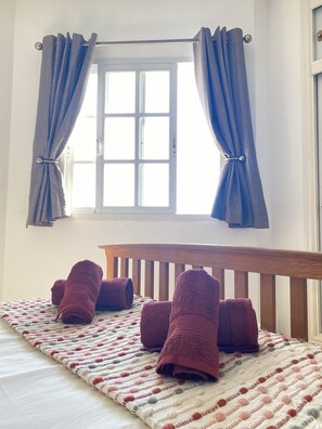 4 bedrooms, in-room safe, iron/ironing board, free WiFi - Spacious 4 bedPenthouse apartment in Benalmadena with superb panoramic sea views (Benalmádena)