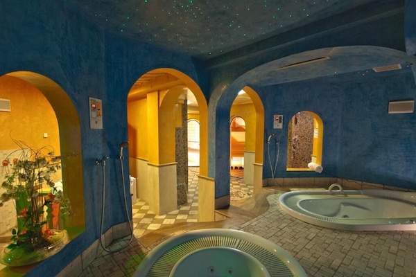 Hot stone massages, deep-tissue massages, Swedish massages