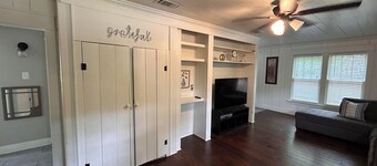 ✦ Sophisticated City Retreat: Home in Historic Area Steps from SoMa ✦