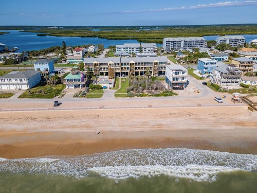 🌊Beachfront | Great Family Friendly Amenities | Ocean Club at Turtle Mound 205