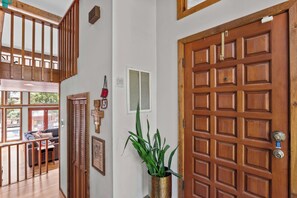 Interior - Cozy modern style home 4.4 miles from Augusta National (Augusta)