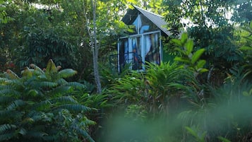 Comfort Tent, Balcony | Exterior detail