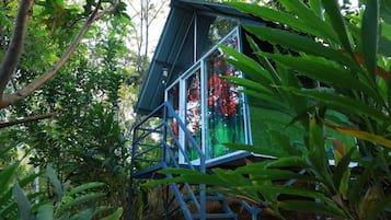 خيمة مريحة - بشرفة | تفاصيل الفندق من الخارج