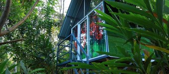 NOMADIC MOUNTY SATHRAM 