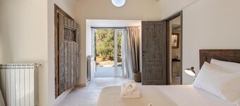 Luxury Villa with Trullo and private pool in Ostuni