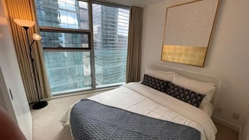Deluxe Condo, City View