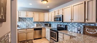 C3 On The Tee - 2 Bed Condo on the Golf Course