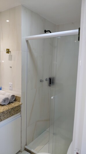 Apartment, 1 Bedroom, City View | Bathroom - Sandra Marvin (Manaus)