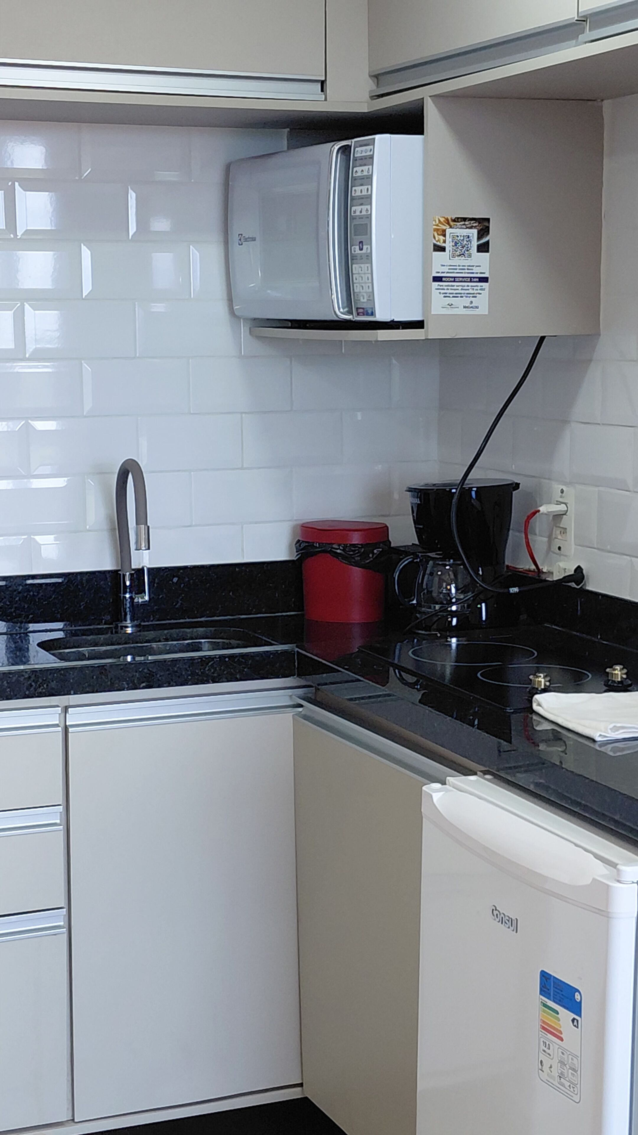 Apartment, 1 Bedroom, City View | Private kitchen