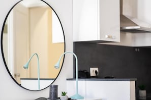 Classic Studio, City View | Interior