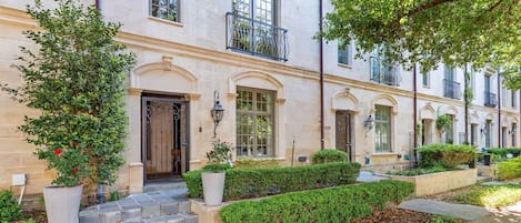 DĂ©tail de lâextĂ©rieur