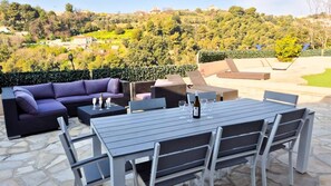 Outdoor dining - House with large terrace in Nice (Nice)
